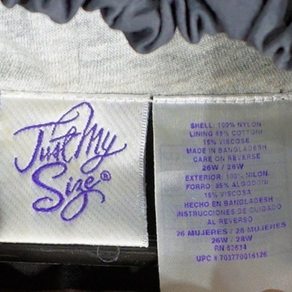 Just My Size light weight hooded vest XL EUC - Picture 2 of 3